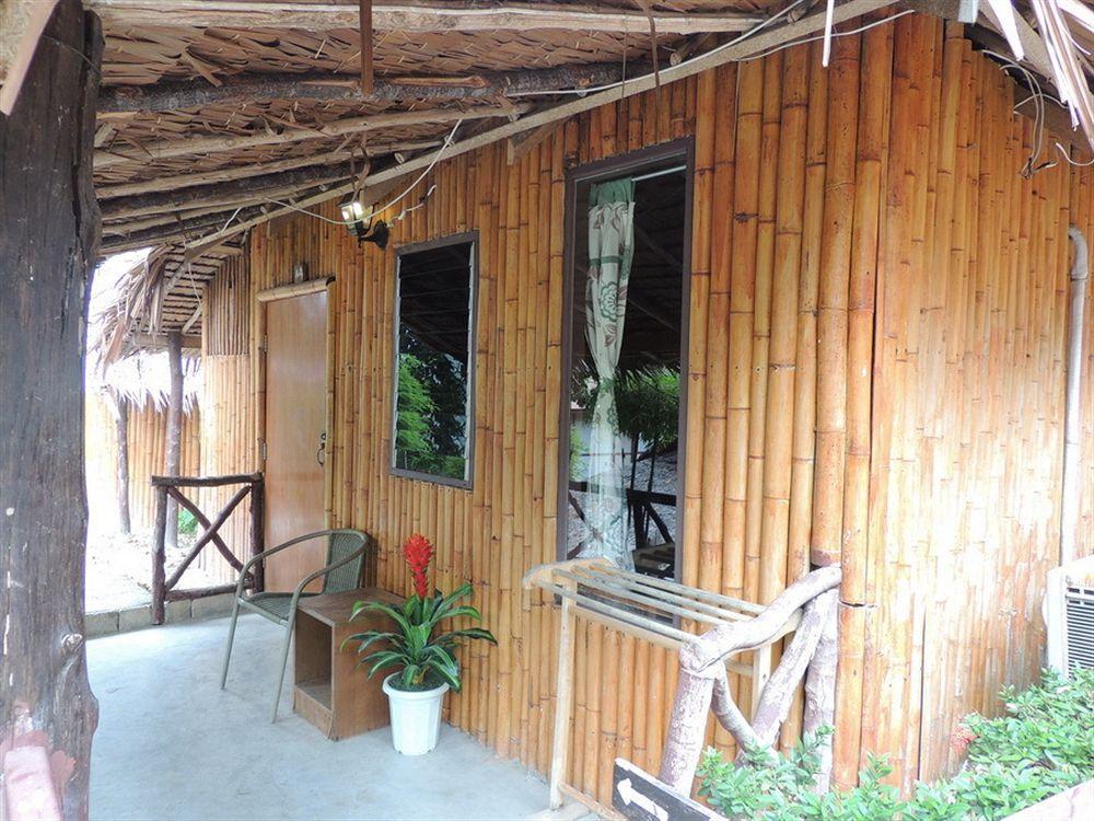 Bamboo Mountain View Phi Phi Resort Екстериор снимка