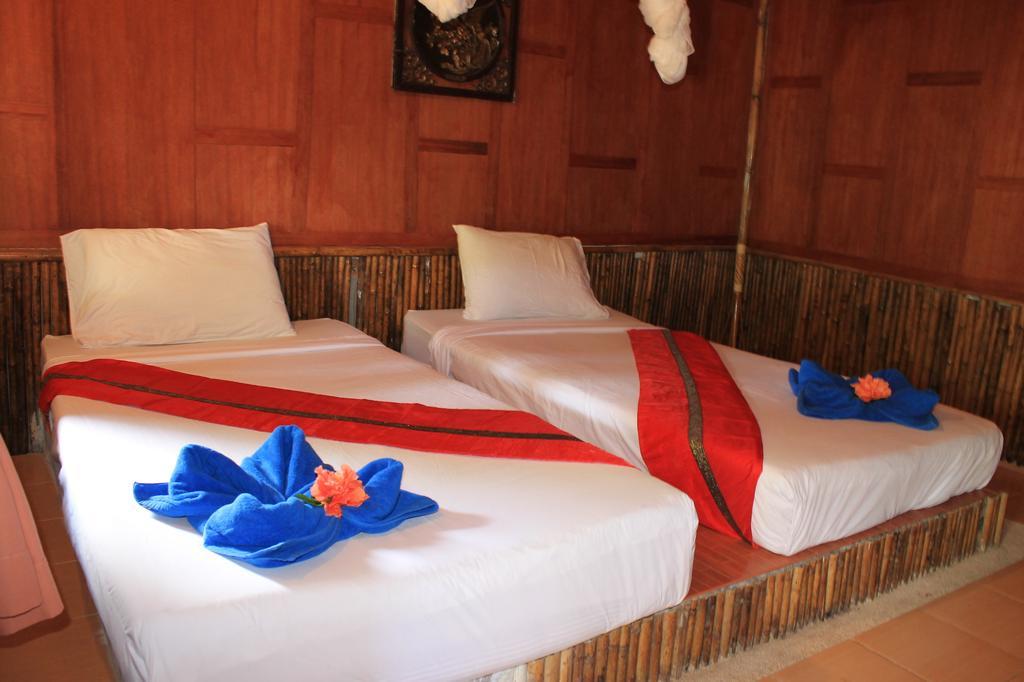 Bamboo Mountain View Phi Phi Resort Стая снимка