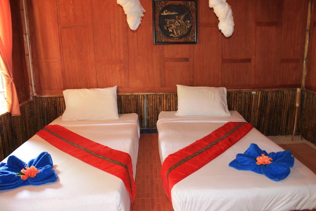Bamboo Mountain View Phi Phi Resort Стая снимка